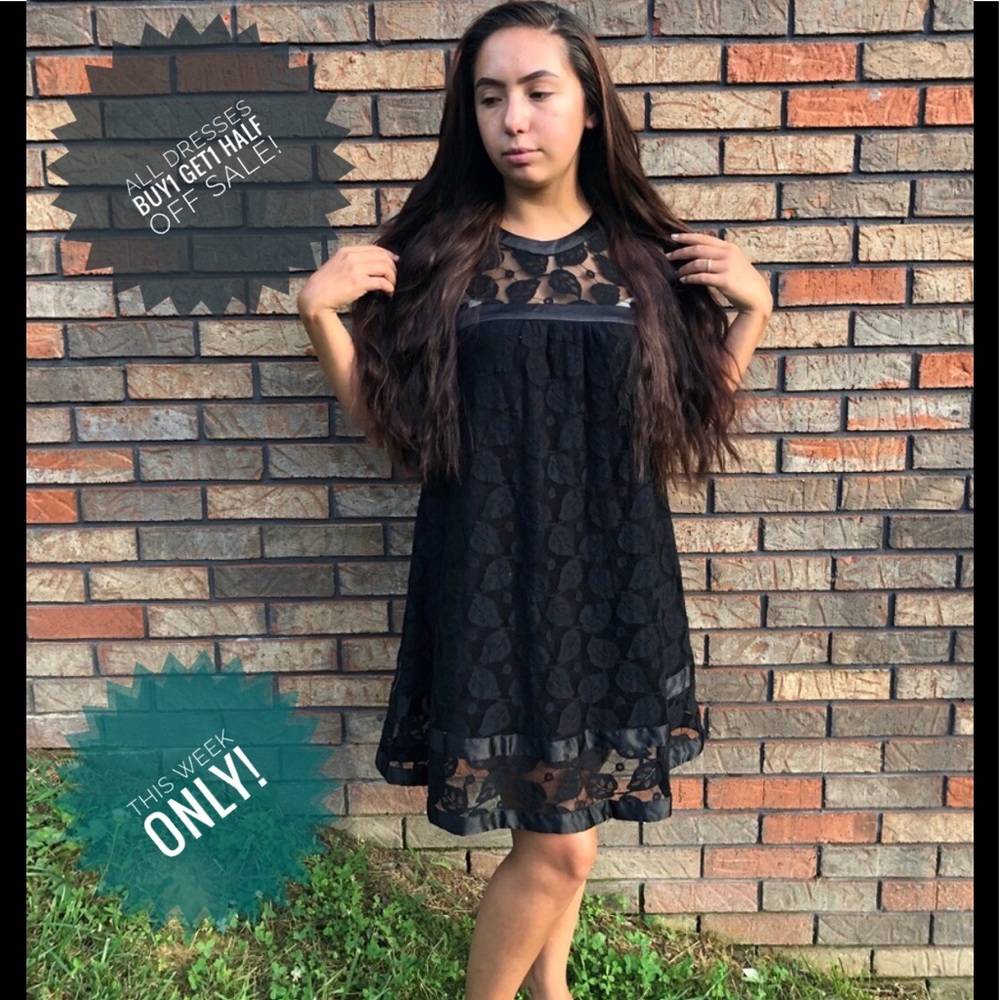 Stella T Aline black dress satin trim lace small